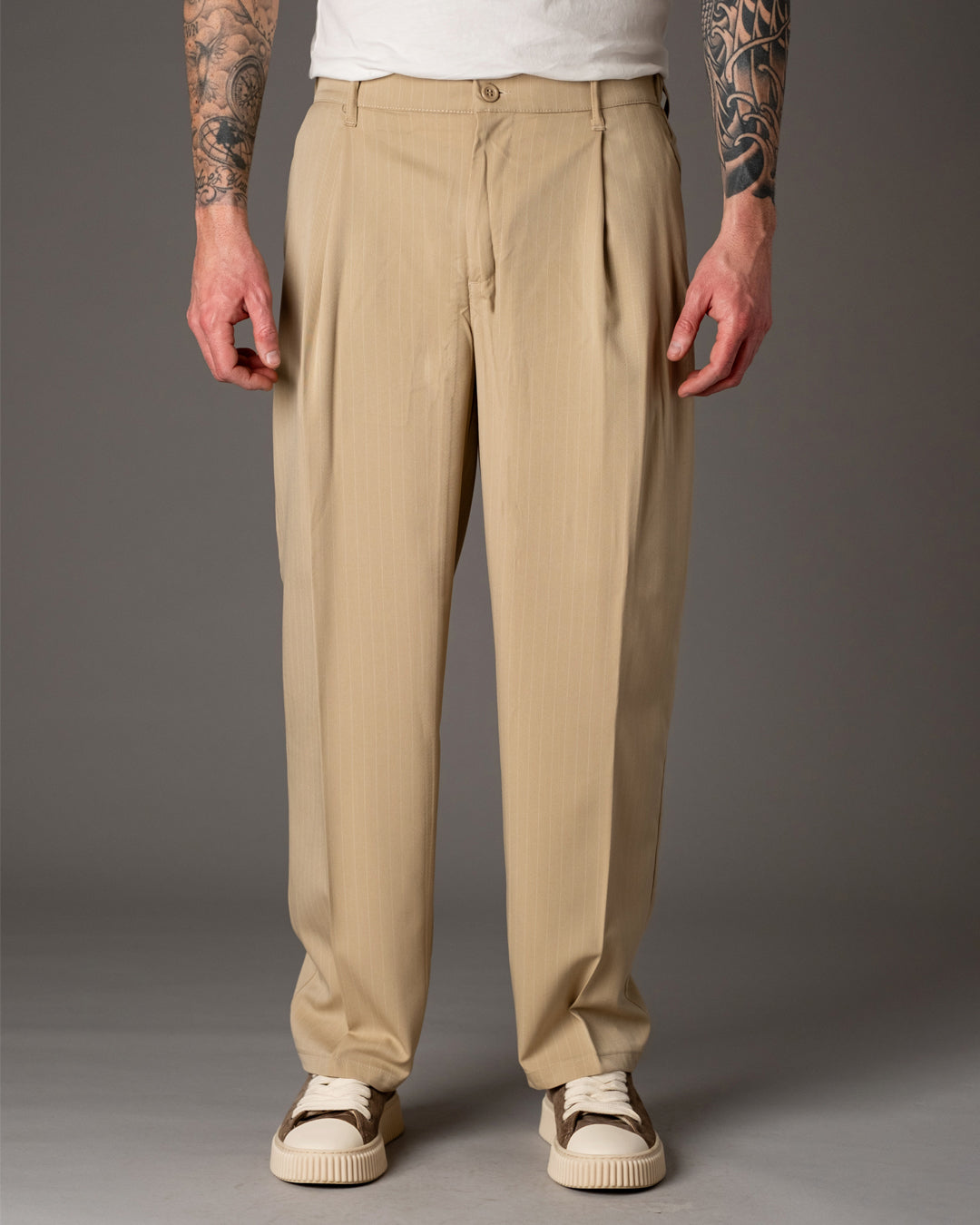 Pantalone relaxed fit gessato
